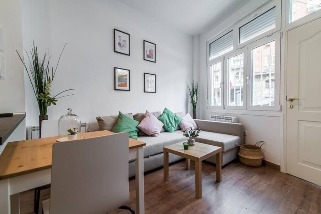 #15Pin-2 Apartamento De Un Dormitorio Plaza Castilla マドリード エクステリア 写真